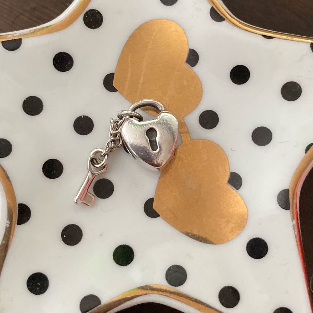 Pandora Heart Lock And Key Charm - image 3